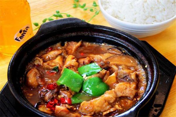 巴顿爆香鸡米饭